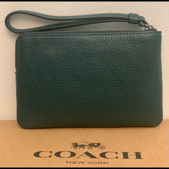 COACH Women’s Corner Zip Wristlet with Horse And Carriage - Picture 2 of 4